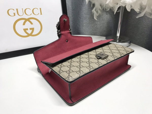 激安グッチバッグコピー角部分ディテール